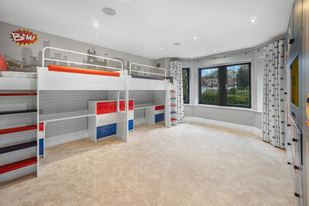 6 bedroom detached house for sale in Springwood, Chapel Lane, Hale Barns, WA15